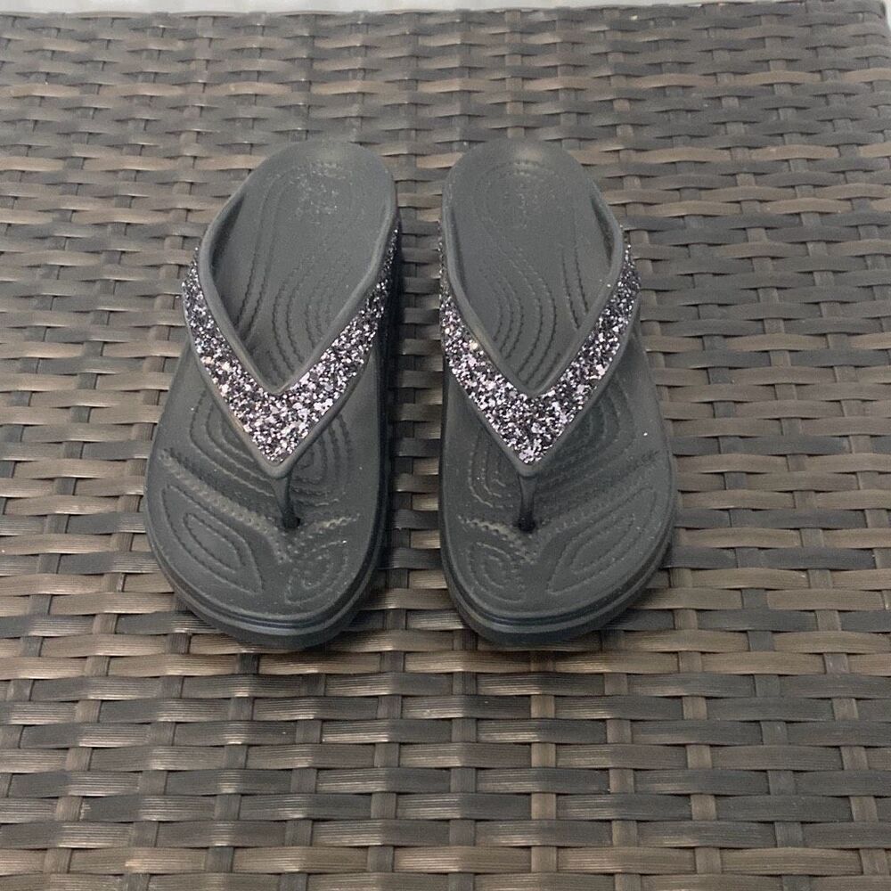 Crocs Sloane glitter, sandals, women’s size 5 ￼